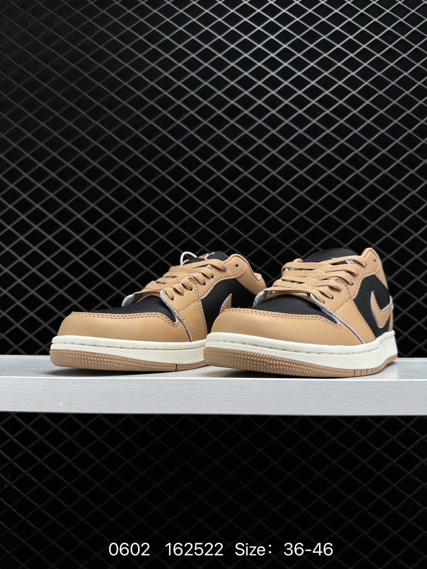 Air Jordan 1 Low AJ1 WH LV